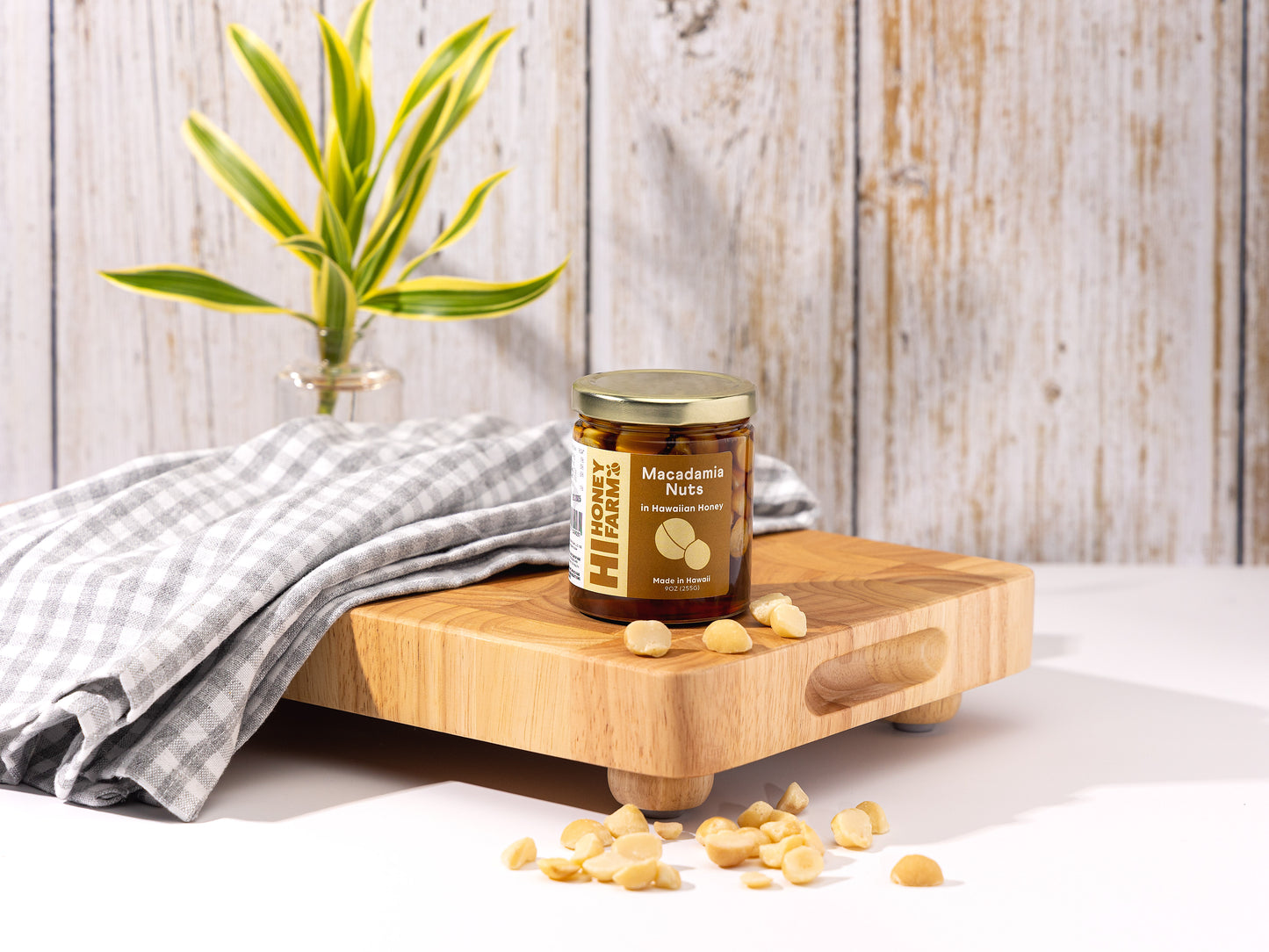 Macadamia Nuts in Hawaiian Honey